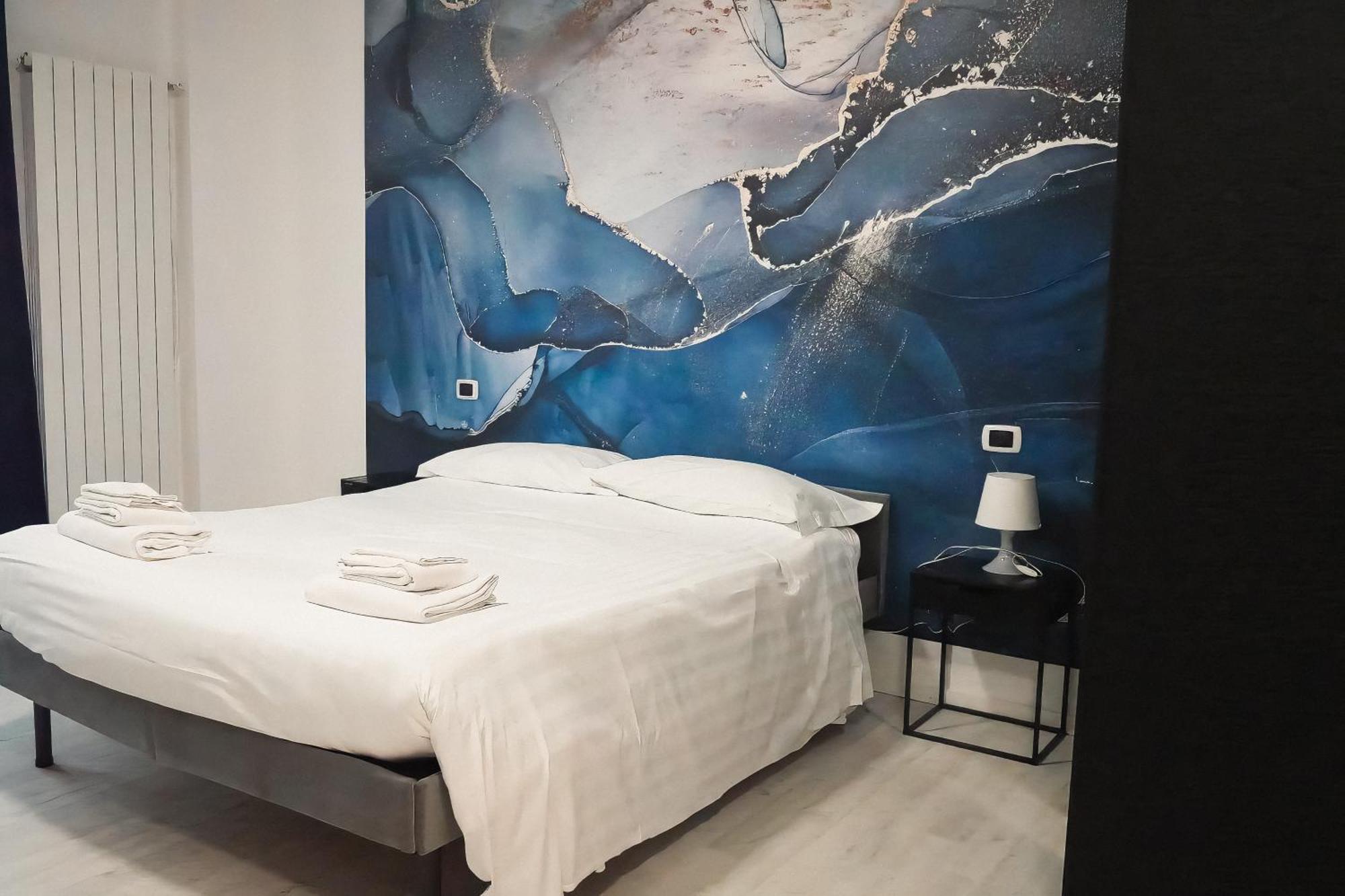 Large Double Room,1661681533:JPEG